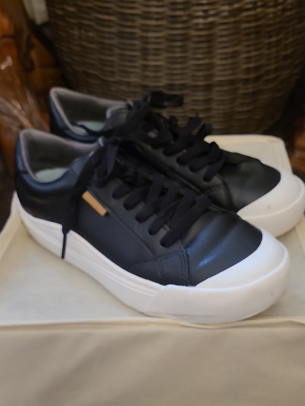 Dr. Scholl's Black Leather Low-Top Sneakers with White Platform